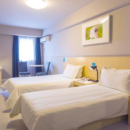 Jingjiang Inn Shanghai Baoyang Pier Екстер'єр фото