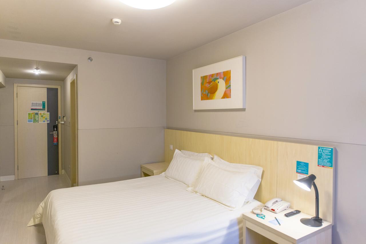 Jingjiang Inn Shanghai Baoyang Pier Екстер'єр фото