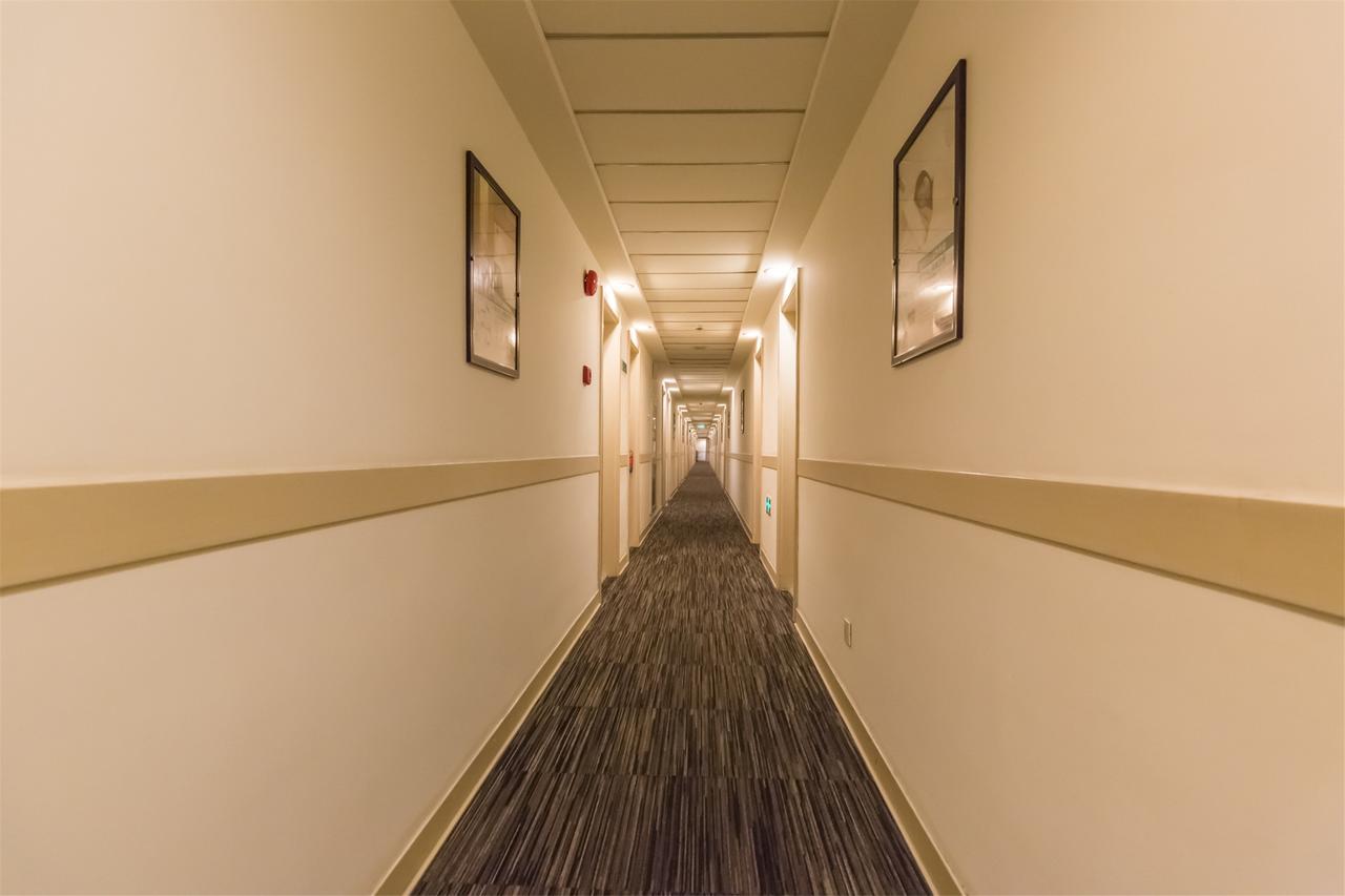 Jingjiang Inn Shanghai Baoyang Pier Екстер'єр фото